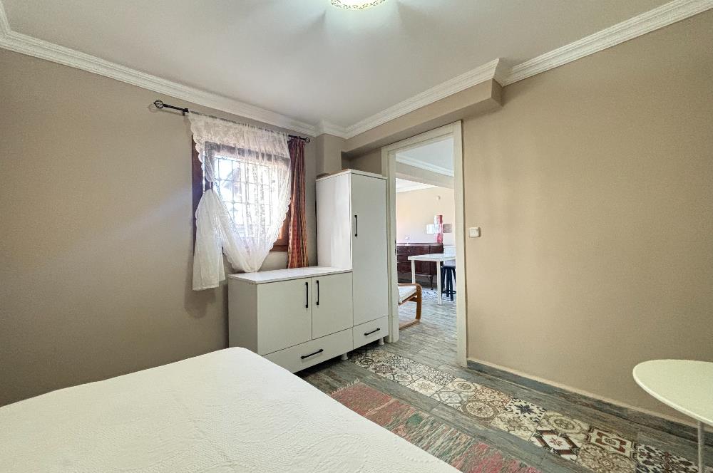 Eskiçeşme'de, Marina'ya Yürüme Mesafesi Kiralık 1+1 Eşyalı Daire