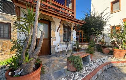 Eskiçeşme'de, Marina'ya Yürüme Mesafesi Kiralık 1+1 Eşyalı Daire