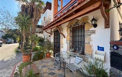 Eskiçeşme'de, Marina'ya Yürüme Mesafesi Kiralık 1+1 Eşyalı Daire