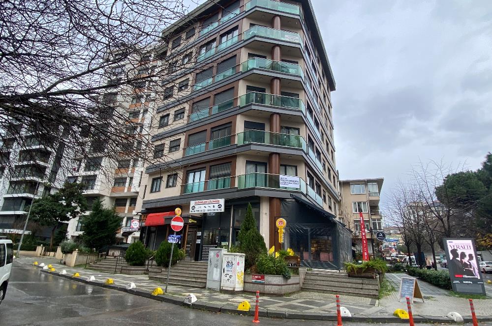 Selamiçeşme'de İşyeri Kullanımına Uygun 95 m2 3+1 Kiralık Daire