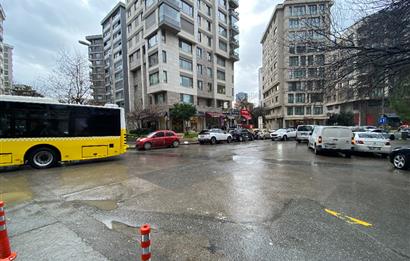 Selamiçeşme'de İşyeri Kullanımına Uygun 95 m2 3+1 Kiralık Daire