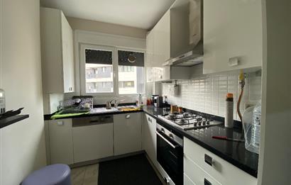 Selamiçeşme'de İşyeri Kullanımına Uygun 95 m2 3+1 Kiralık Daire