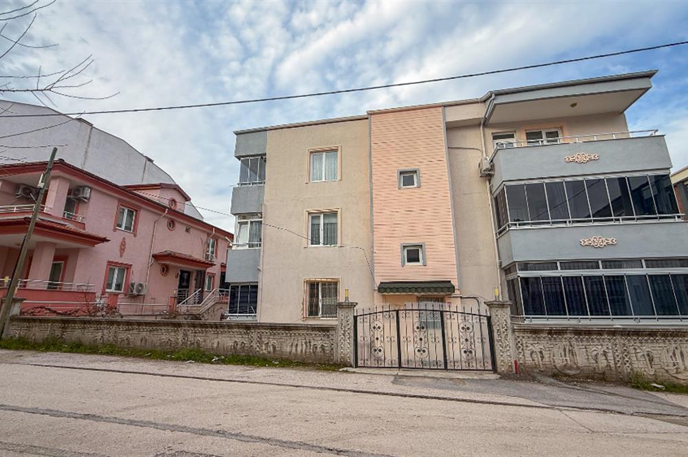 Maltepe Okullar Bölgesinde Köşe Konum Satılık 3+1 Daire 