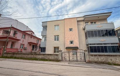 Maltepe Okullar Bölgesinde Köşe Konum Satılık 3+1 Daire 