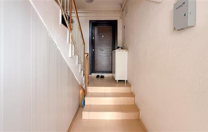 Maltepe Okullar Bölgesinde Köşe Konum Satılık 3+1 Daire 