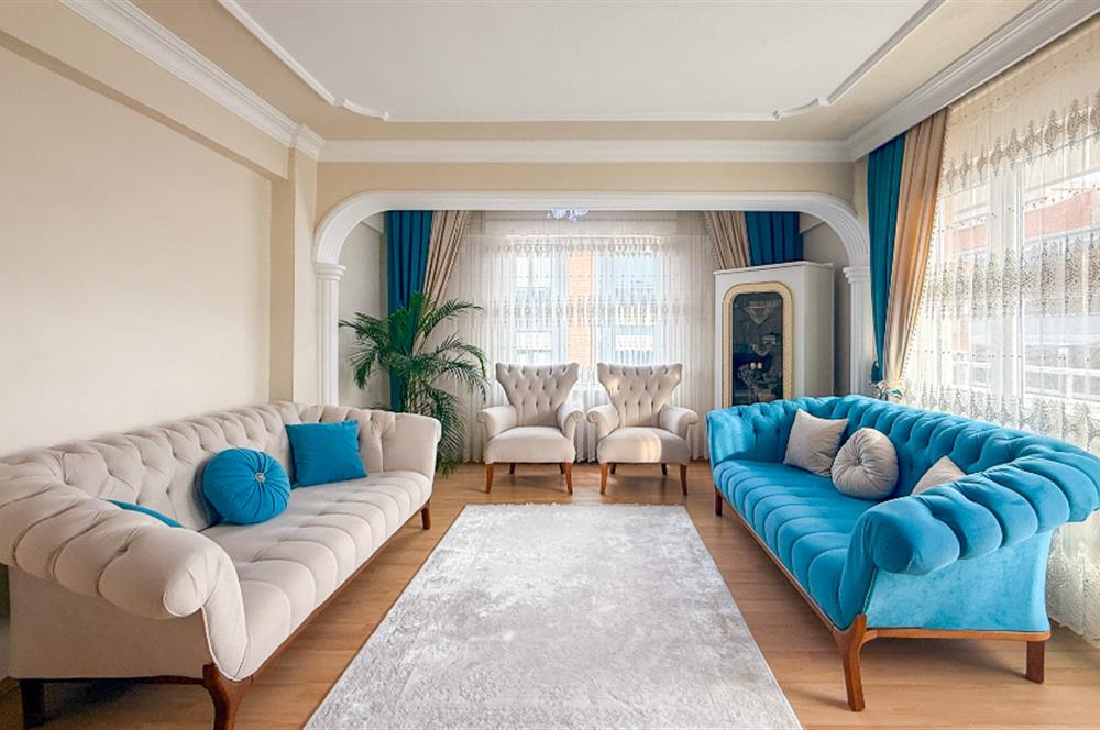 Maltepe Okullar Bölgesinde Köşe Konum Satılık 3+1 Daire 