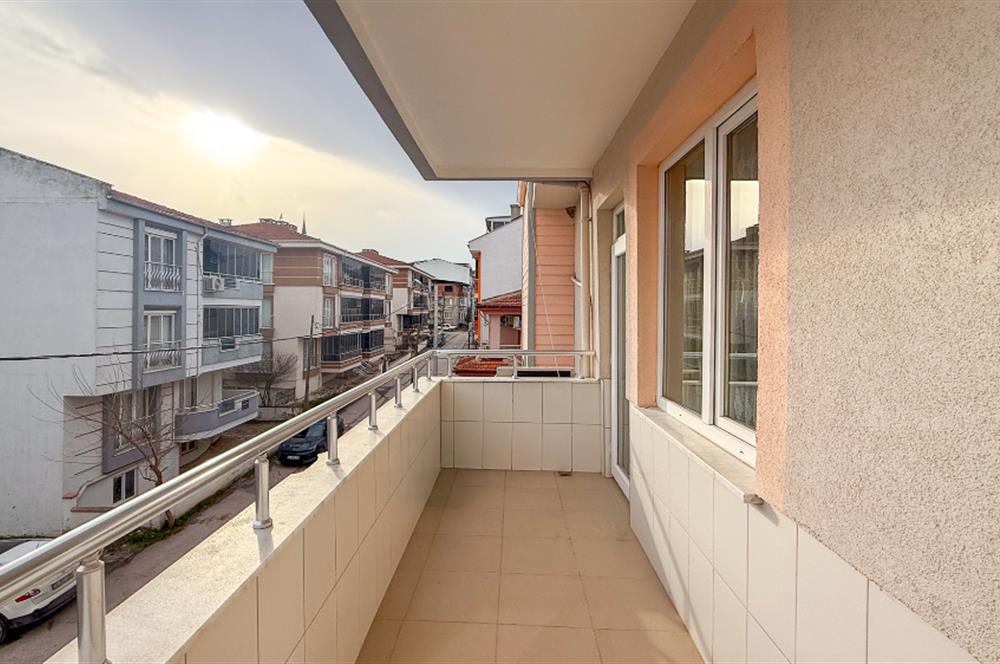 Maltepe Okullar Bölgesinde Köşe Konum Satılık 3+1 Daire 