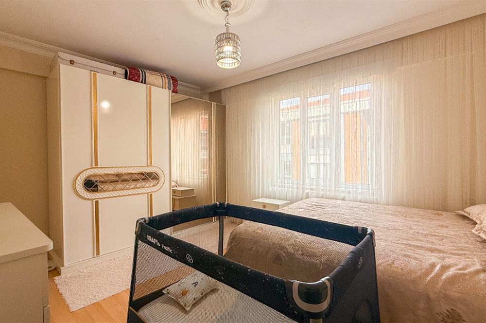 Maltepe Okullar Bölgesinde Köşe Konum Satılık 3+1 Daire 