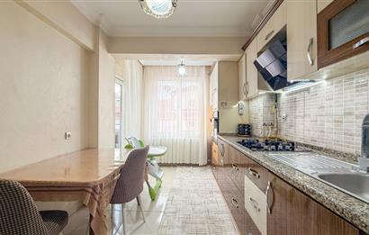 Maltepe Okullar Bölgesinde Köşe Konum Satılık 3+1 Daire 