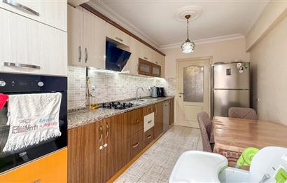 Maltepe Okullar Bölgesinde Köşe Konum Satılık 3+1 Daire 