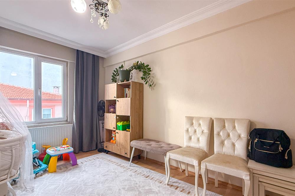 Maltepe Okullar Bölgesinde Köşe Konum Satılık 3+1 Daire 