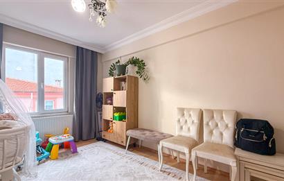 Maltepe Okullar Bölgesinde Köşe Konum Satılık 3+1 Daire 