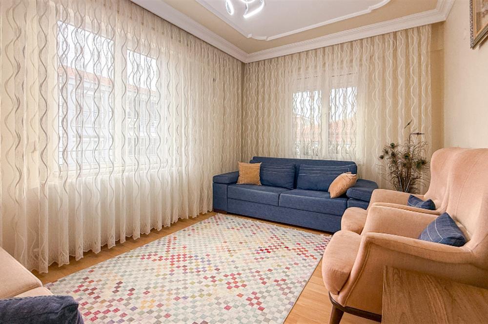 Maltepe Okullar Bölgesinde Köşe Konum Satılık 3+1 Daire 