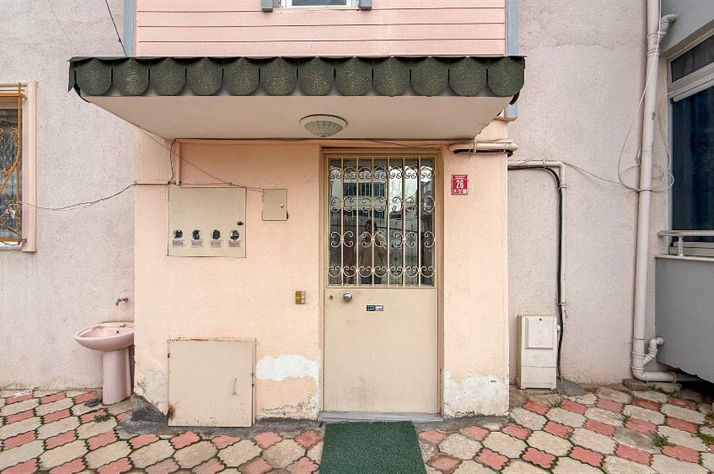 Maltepe Okullar Bölgesinde Köşe Konum Satılık 3+1 Daire 