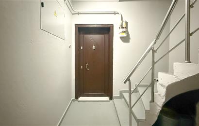 Necatibey Eğitim Fakültesine 200m Kat Mülkiyetli Bahçe  Kullanımlı 2+1 Satılık Daire