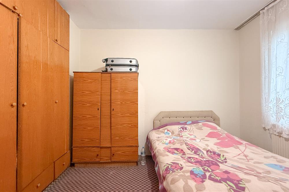 Necatibey Eğitim Fakültesine 200m Kat Mülkiyetli Bahçe  Kullanımlı 2+1 Satılık Daire