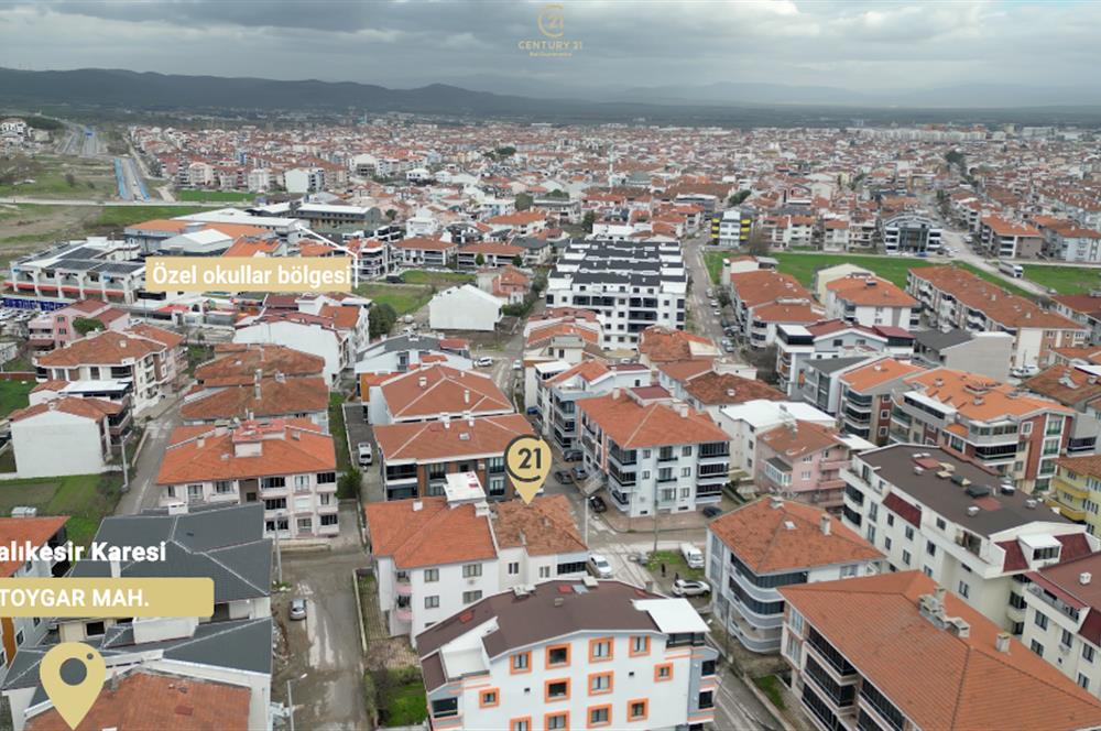 Maltepe Okullar Bölgesinde Köşe Konum Satılık 3+1 Daire 