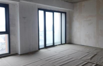 CENTURY 21 NEO' DAN MESA KOZ PLAZA, 24. KATTA SATILIK OFİS