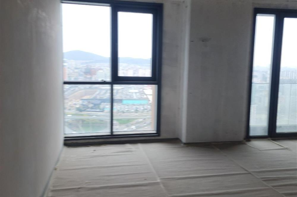 CENTURY 21 NEO' DAN MESA KOZ PLAZA, 24. KATTA SATILIK OFİS