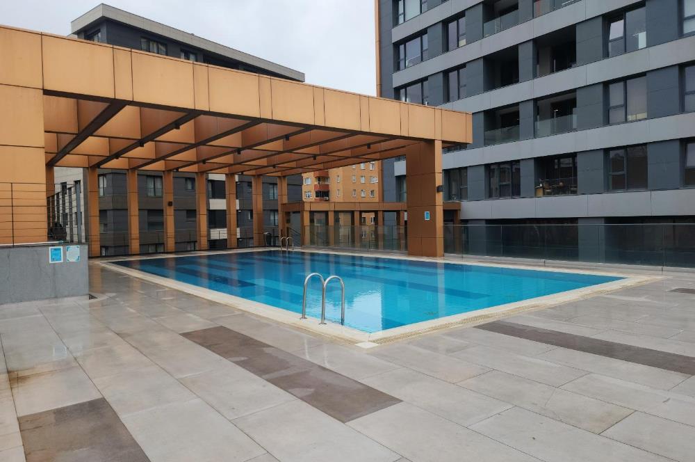 CENTURY 21 NEO' DAN MESA KOZ PLAZA, 24. KATTA SATILIK OFİS