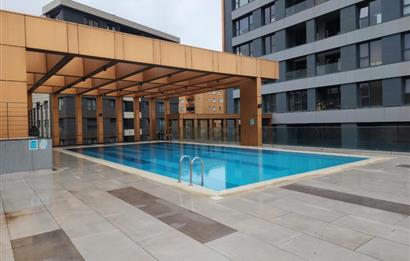 CENTURY 21 NEO' DAN MESA KOZ PLAZA, 24. KATTA SATILIK OFİS