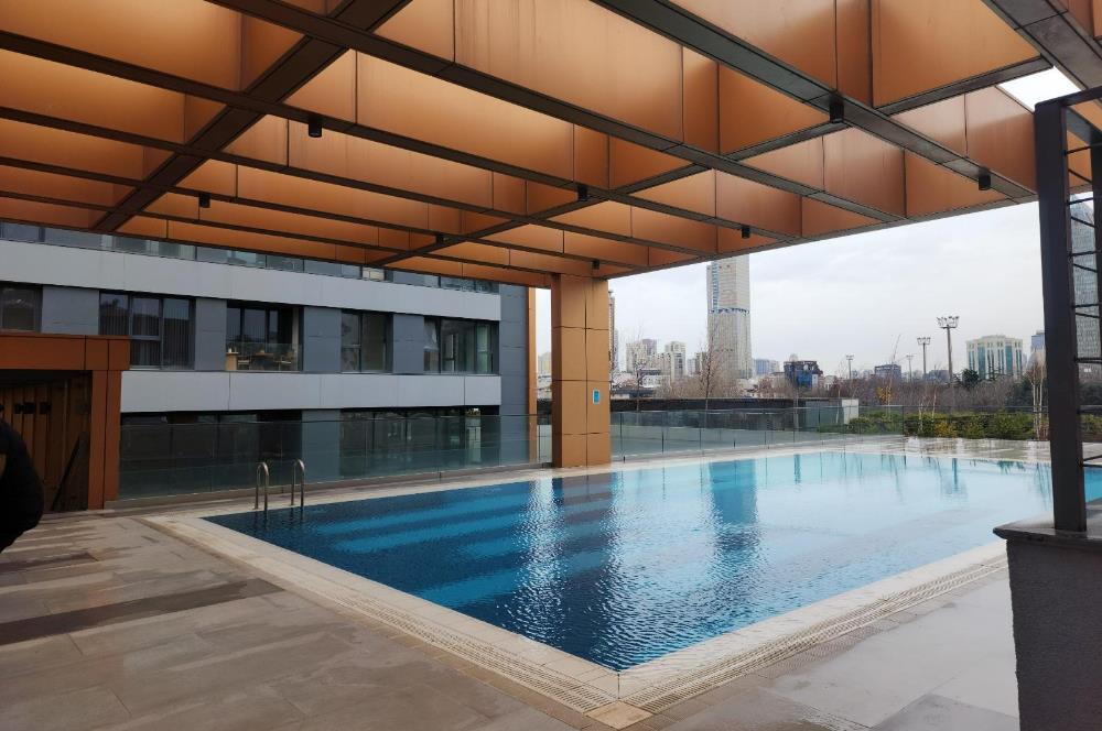 CENTURY 21 NEO' DAN MESA KOZ PLAZA, 24. KATTA SATILIK OFİS