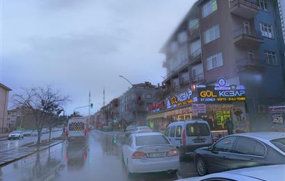 C21 MEVORA'DAN TIP FAKULTESİ CADDESİNDE SATILIK DAİRE