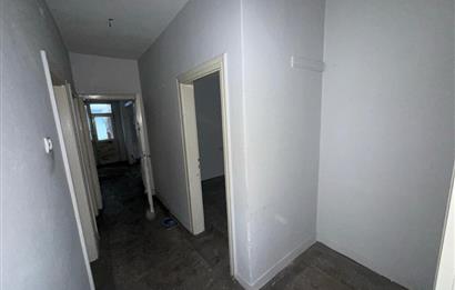 C21 MEVORA'DAN TIP FAKULTESİ CADDESİNDE SATILIK DAİRE