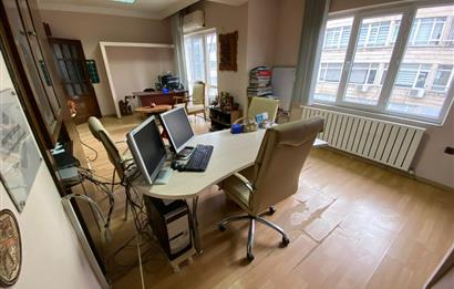 KIZILAY FEVZİ ÇAKMAK 1. SOKAK 2+1 OFİS VE İŞ YERİNE UYGUN DAİRE