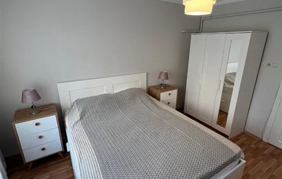 AYNALIÇEŞME CADDE ÜZERİNDE 2+1 EŞYALI KİRALIK DAİRE