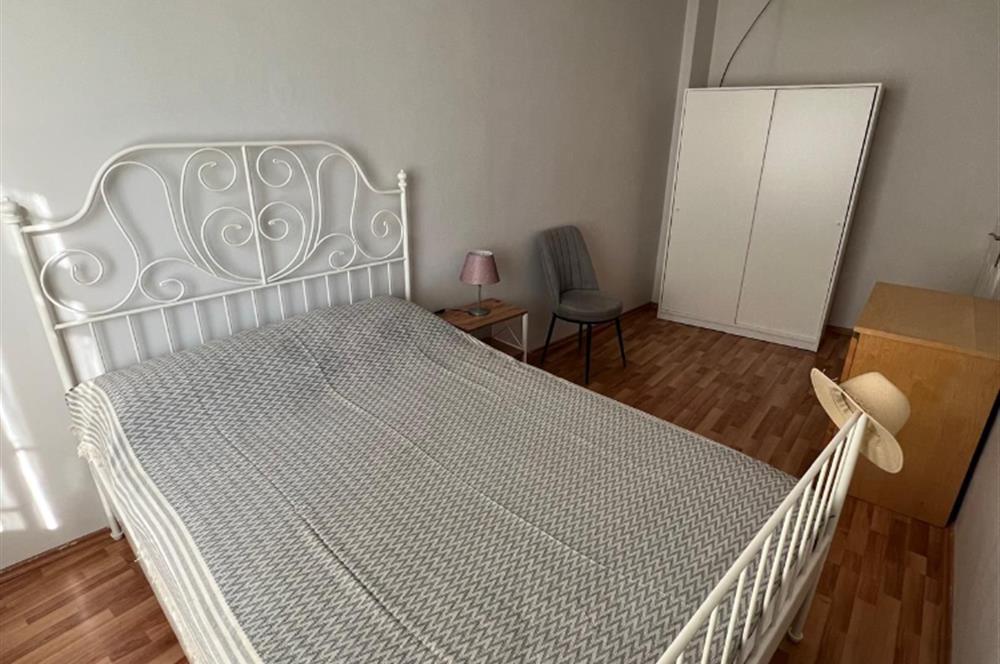 AYNALIÇEŞME CADDE ÜZERİNDE 2+1 EŞYALI KİRALIK DAİRE