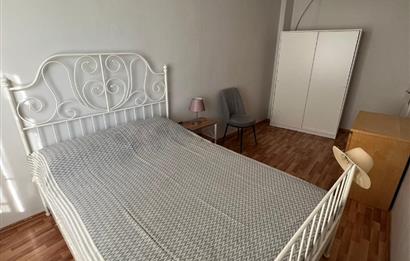 AYNALIÇEŞME CADDE ÜZERİNDE 2+1 EŞYALI KİRALIK DAİRE
