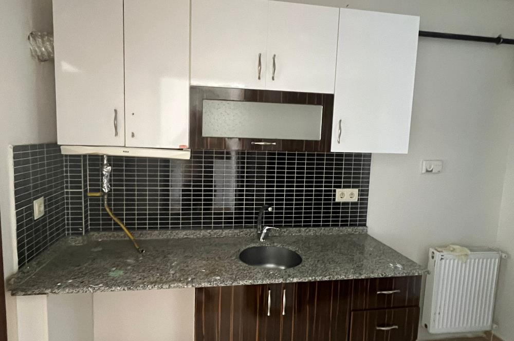 ŞİRİNTEPEDE KİRALIK 1+1 DAİRE