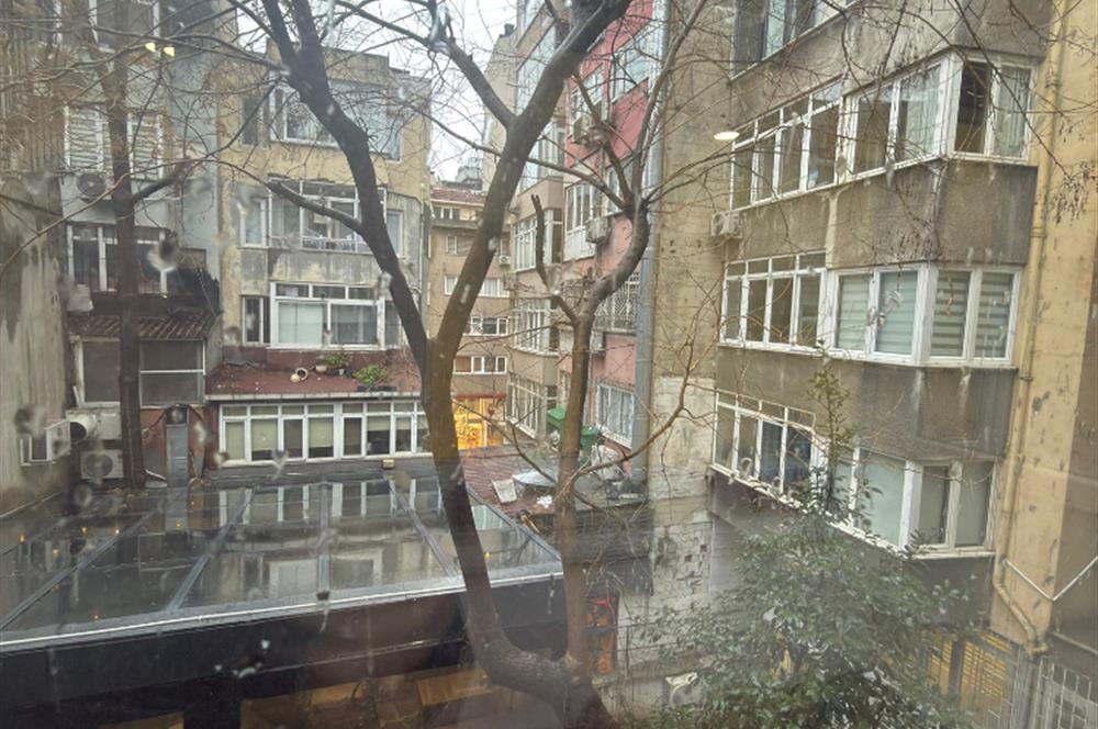 NİŞANTAŞI VALİKONAĞI 1.KAT 4 +1 KİRALIK ÇOK AMAÇLI İŞYERİ