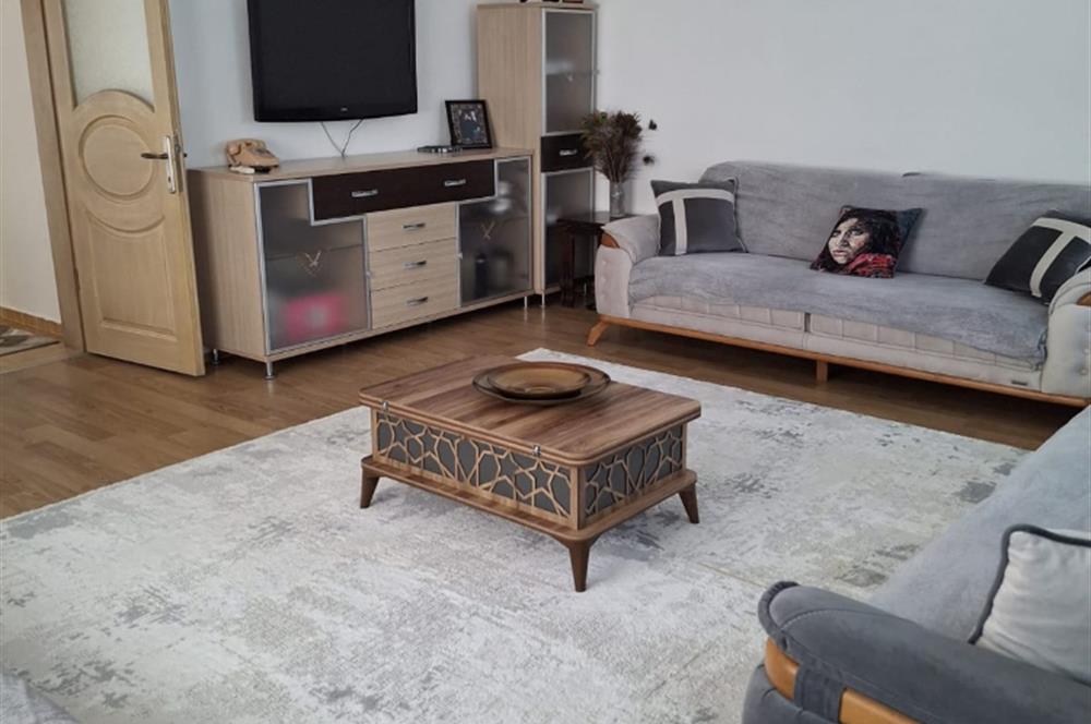 CUMHURİYET MAHALLESİNDE 2+1 AYRI MUTFAK DUBLEX