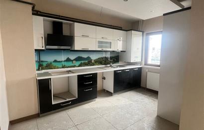 KARŞIYAKA'DA GÖL MANZARALI 3+1 SATILIK DAİRE