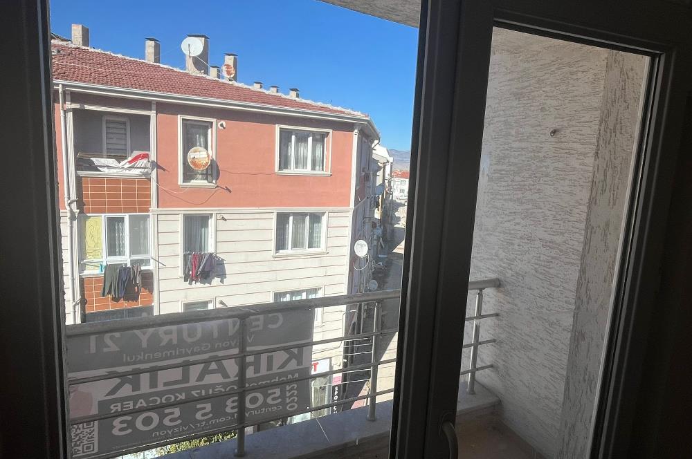 ŞİRİNTEPEDE KİRALIK 1+1 DAİRE