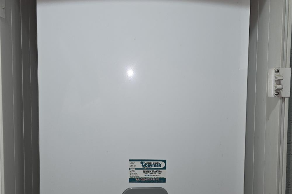 C21 Cius; Endüstri Meslek Lisesi Civarı Satılık 3+1 Daire