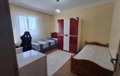 CUMHURİYET MAHALLESİNDE 2+1 AYRI MUTFAK DUBLEX