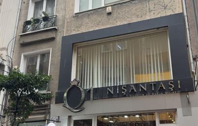 NİŞANTAŞI VALİKONAĞI 1.KAT 4 +1 KİRALIK ÇOK AMAÇLI İŞYERİ