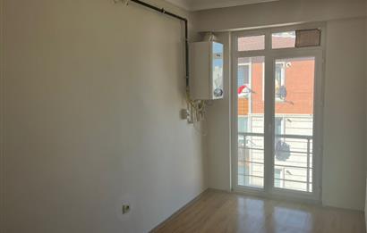 ŞİRİNTEPEDE KİRALIK 1+1 DAİRE