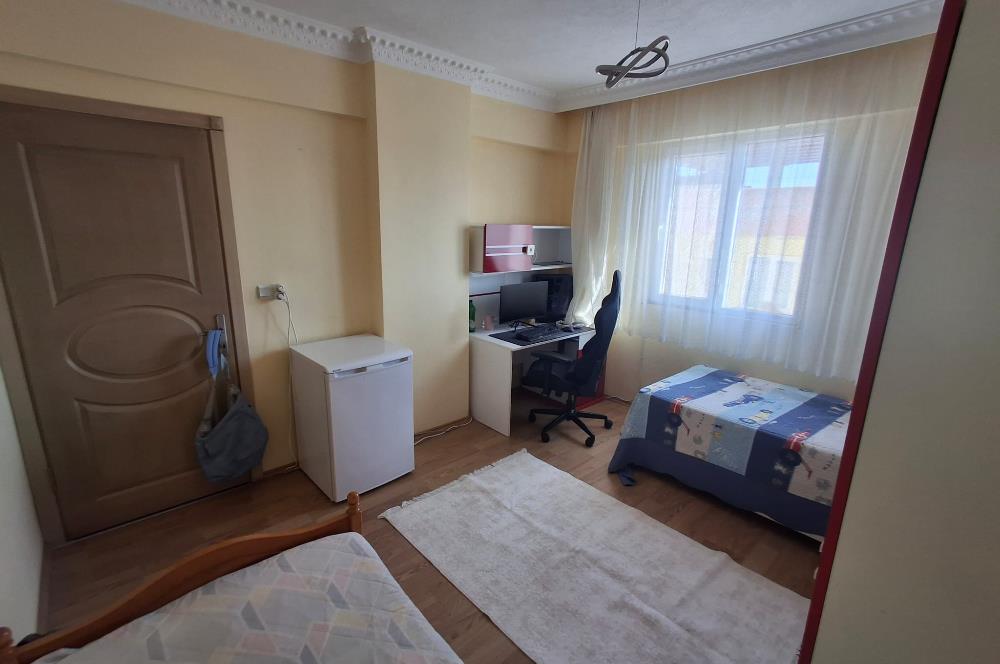 CUMHURİYET MAHALLESİNDE 2+1 AYRI MUTFAK DUBLEX