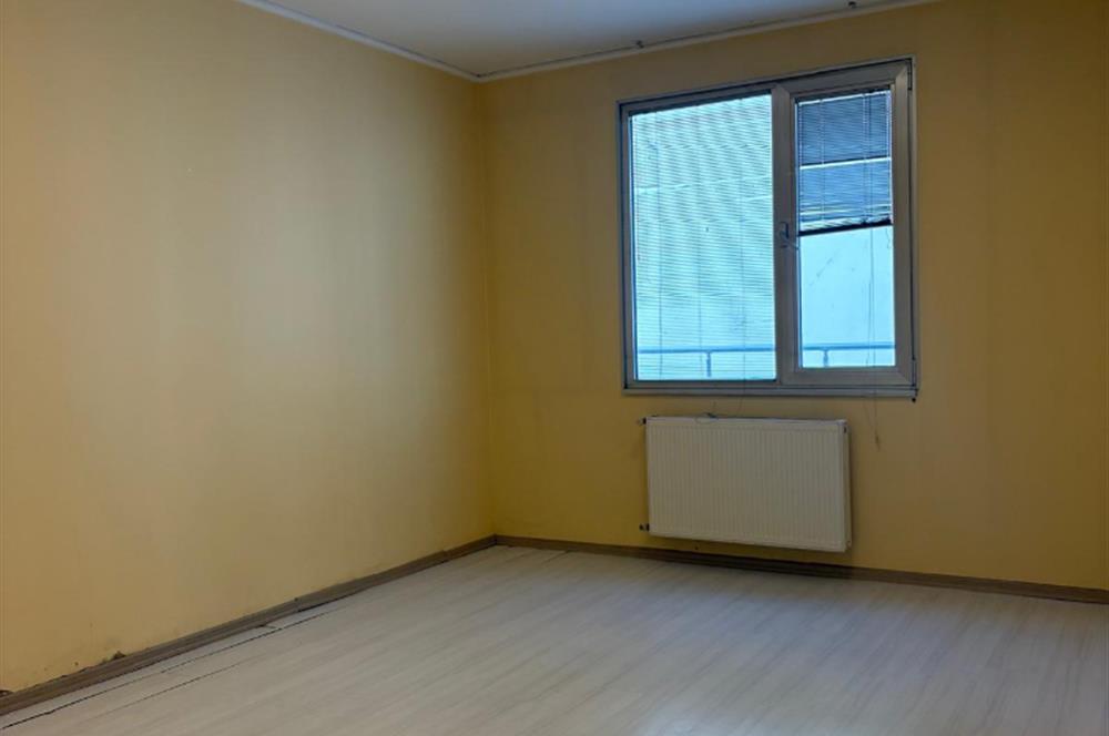 GÜMÜŞSUYU'NDA İLHAM VEREN DENİZ MANZARASINA SAHİP KİRALIK OFİS