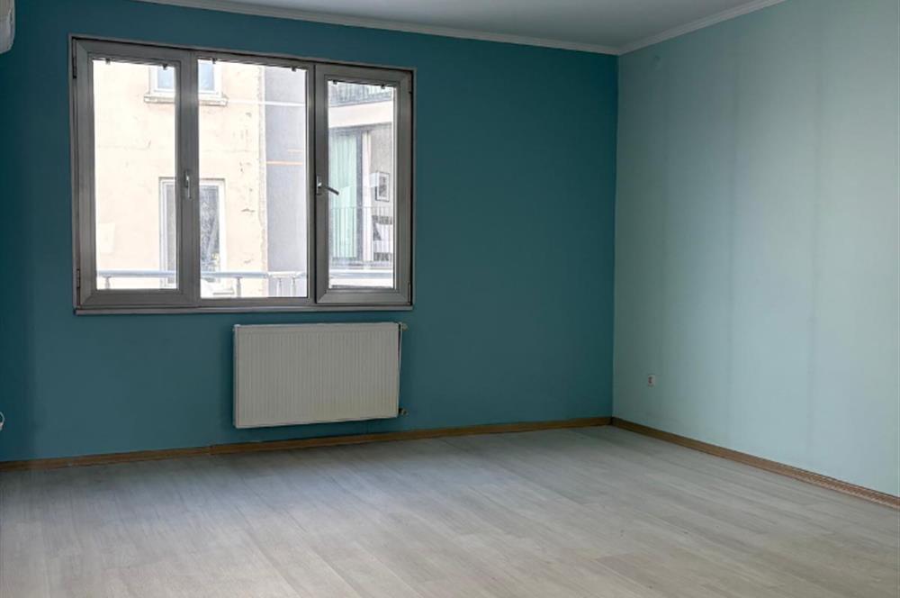 GÜMÜŞSUYU'NDA İLHAM VEREN DENİZ MANZARASINA SAHİP KİRALIK OFİS