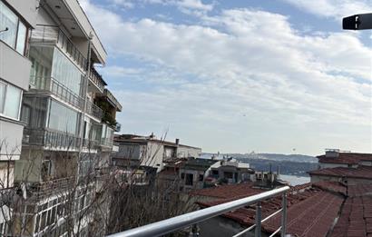 GÜMÜŞSUYU'NDA İLHAM VEREN DENİZ MANZARASINA SAHİP KİRALIK OFİS