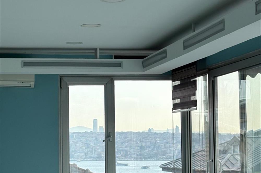 GÜMÜŞSUYU'NDA İLHAM VEREN DENİZ MANZARASINA SAHİP KİRALIK OFİS