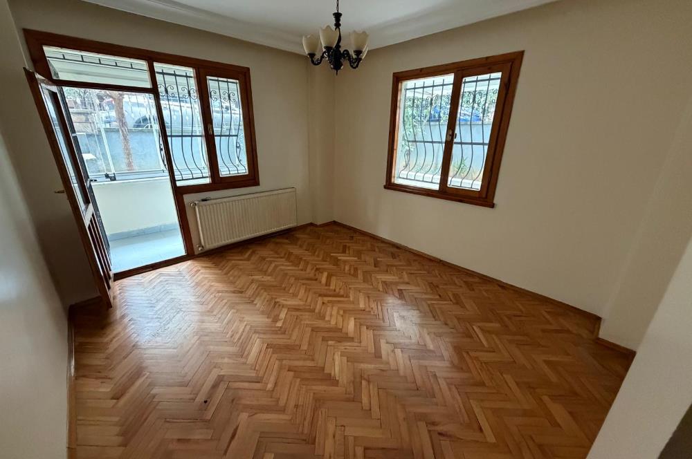 MALTEPE KÜÇÜKYALI SAHİL MARMARAY YAKINI BALKONLU 2+1 DAİRE