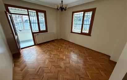 MALTEPE KÜÇÜKYALI SAHİL MARMARAY YAKINI BALKONLU 2+1 DAİRE