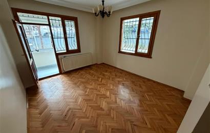 MALTEPE KÜÇÜKYALI SAHİL MARMARAY YAKINI BALKONLU 2+1 DAİRE