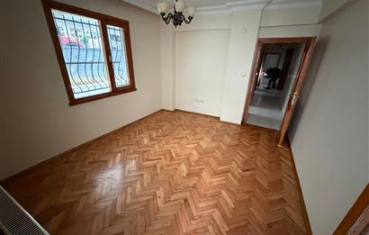 MALTEPE KÜÇÜKYALI SAHİL MARMARAY YAKINI BALKONLU 2+1 DAİRE